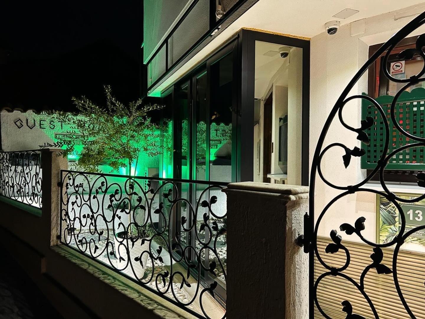 Halvat Guesthouse Σαράγεβο Εξωτερικό φωτογραφία
