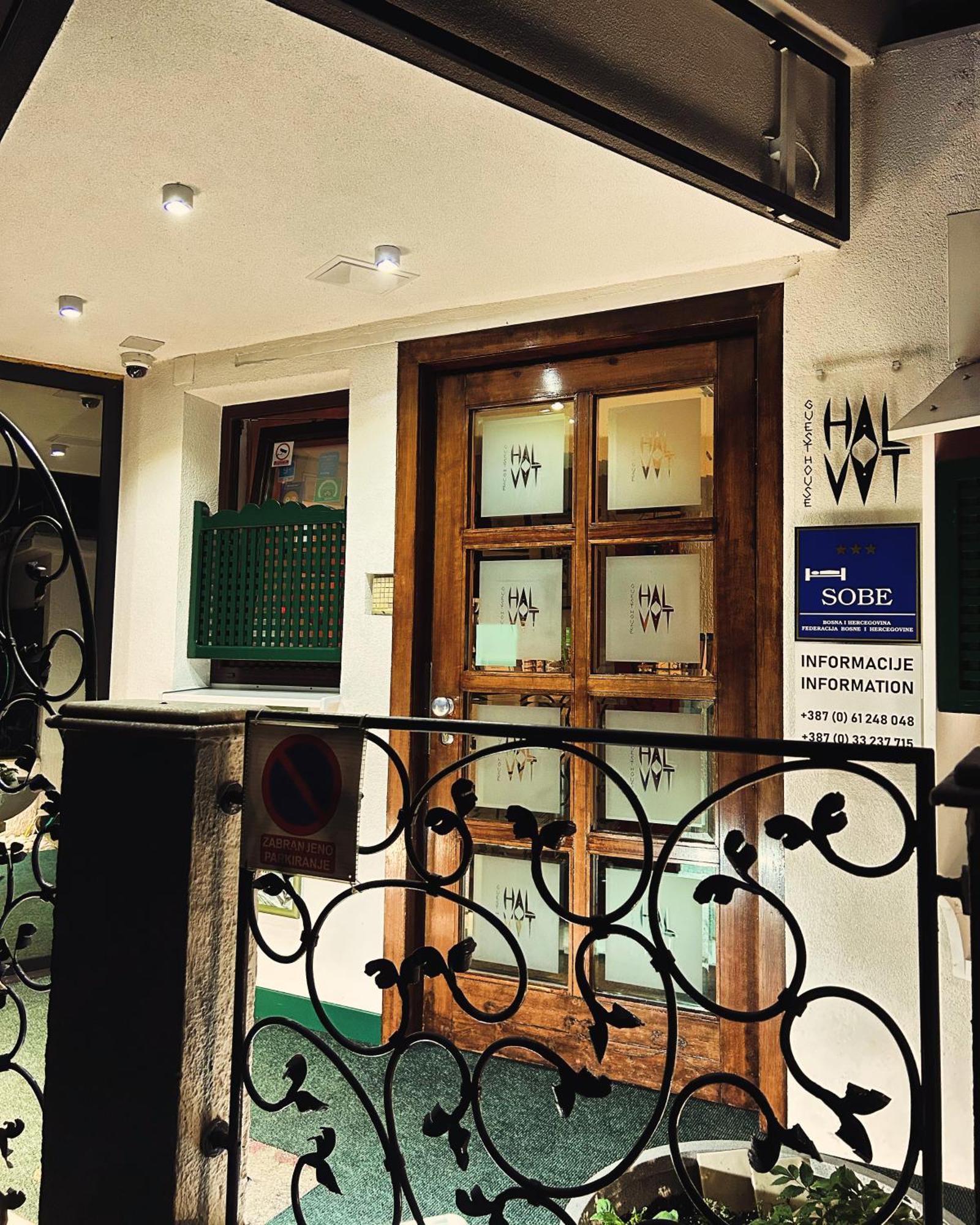 Halvat Guesthouse Σαράγεβο Εξωτερικό φωτογραφία