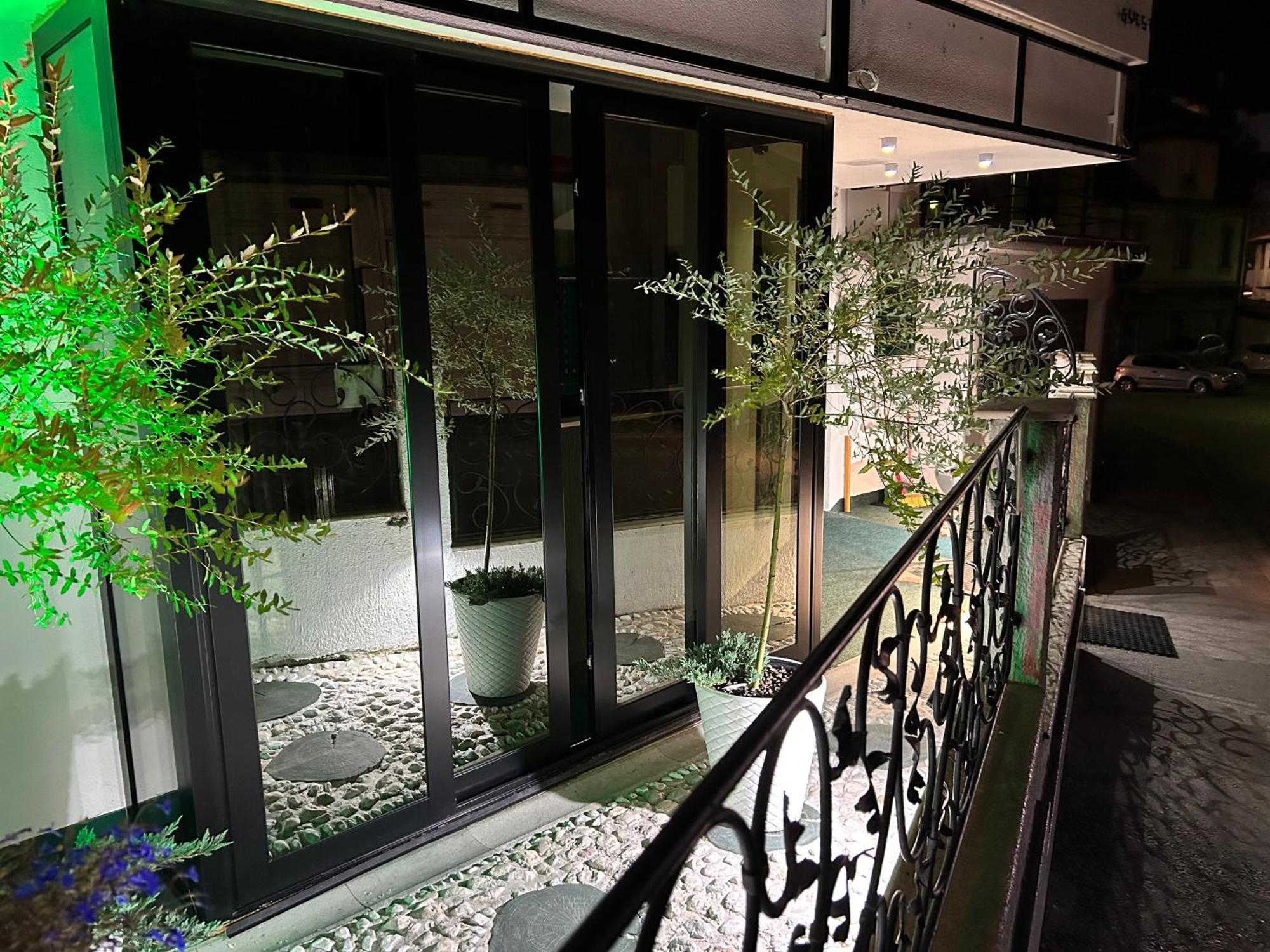 Halvat Guesthouse Σαράγεβο Εξωτερικό φωτογραφία