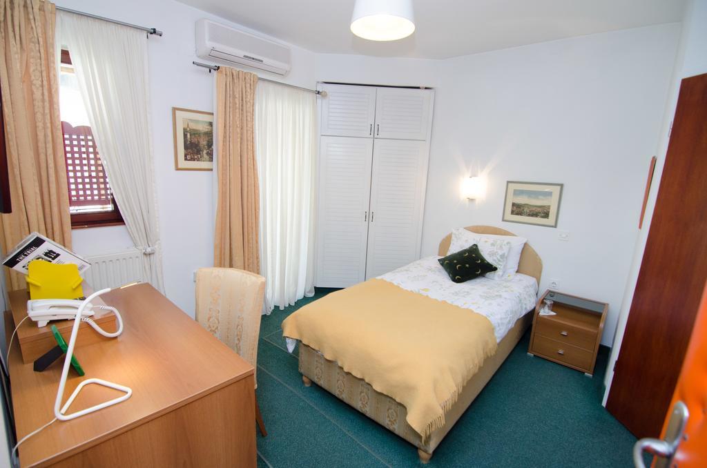 Halvat Guesthouse Σαράγεβο Εξωτερικό φωτογραφία